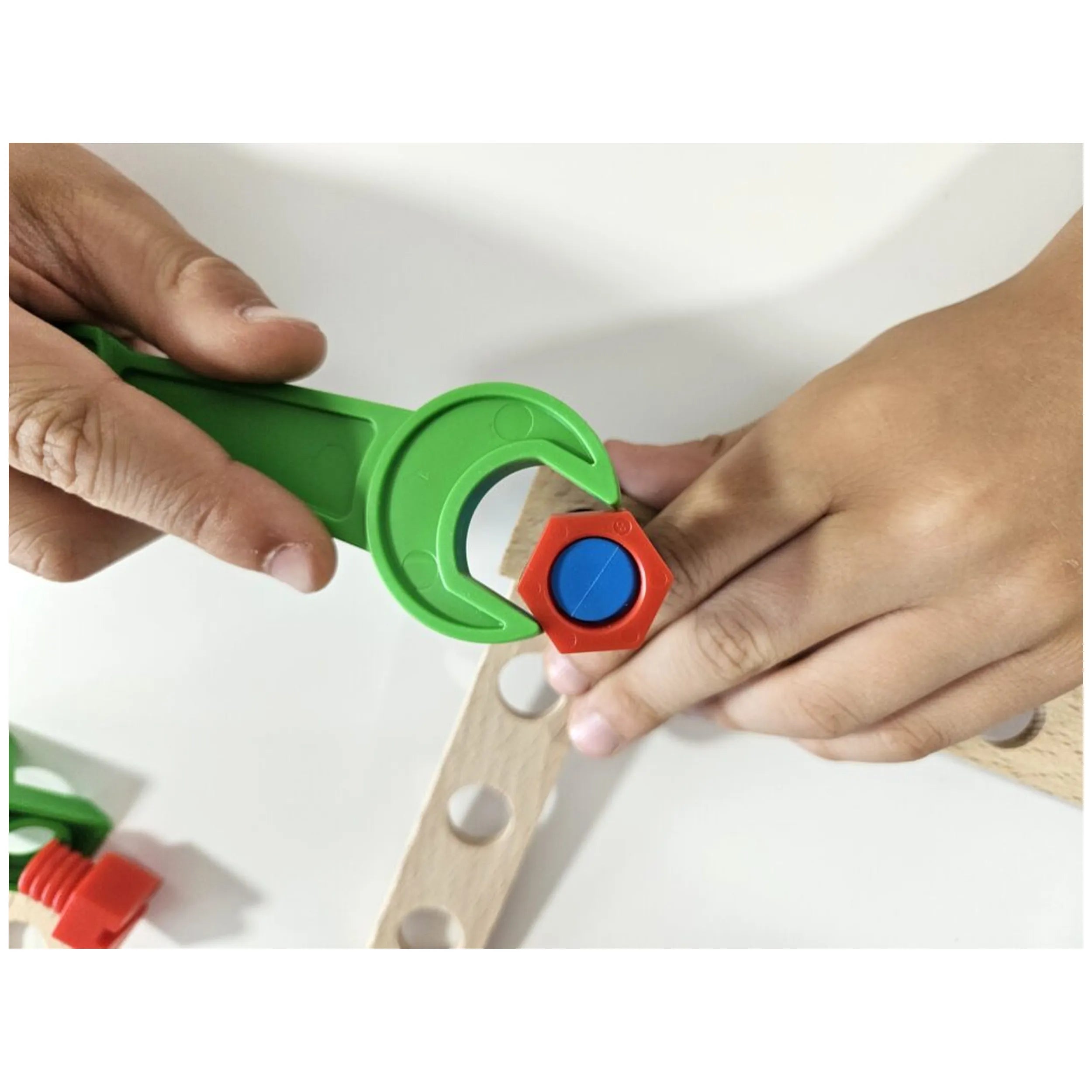 Alexander - Ensemble de construction d'hélicoptère en bois Constructor Junior