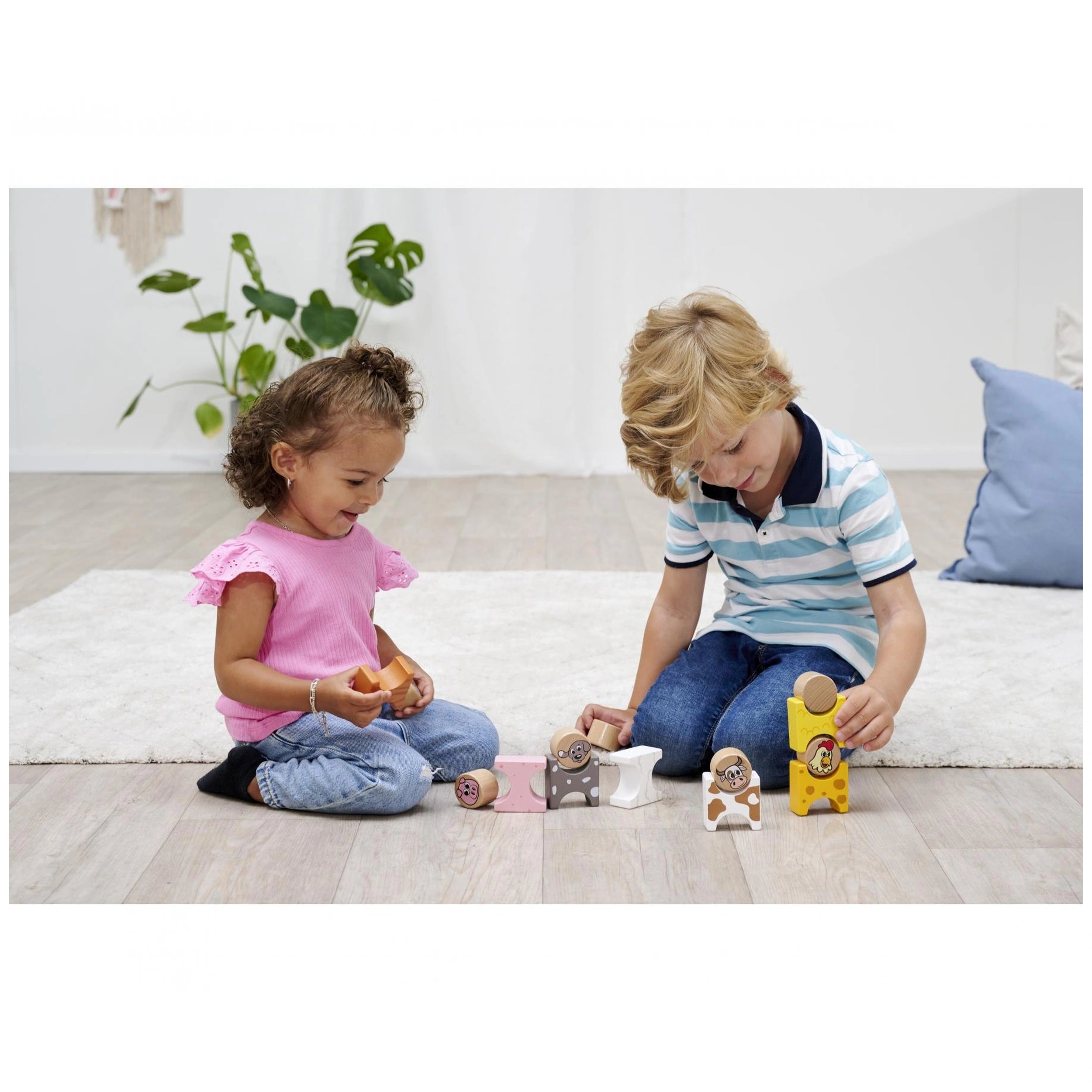 Eichhorn - Wooden Stacking Game Farm Animals -14 Pcs - Sorting & Stacking Toys
