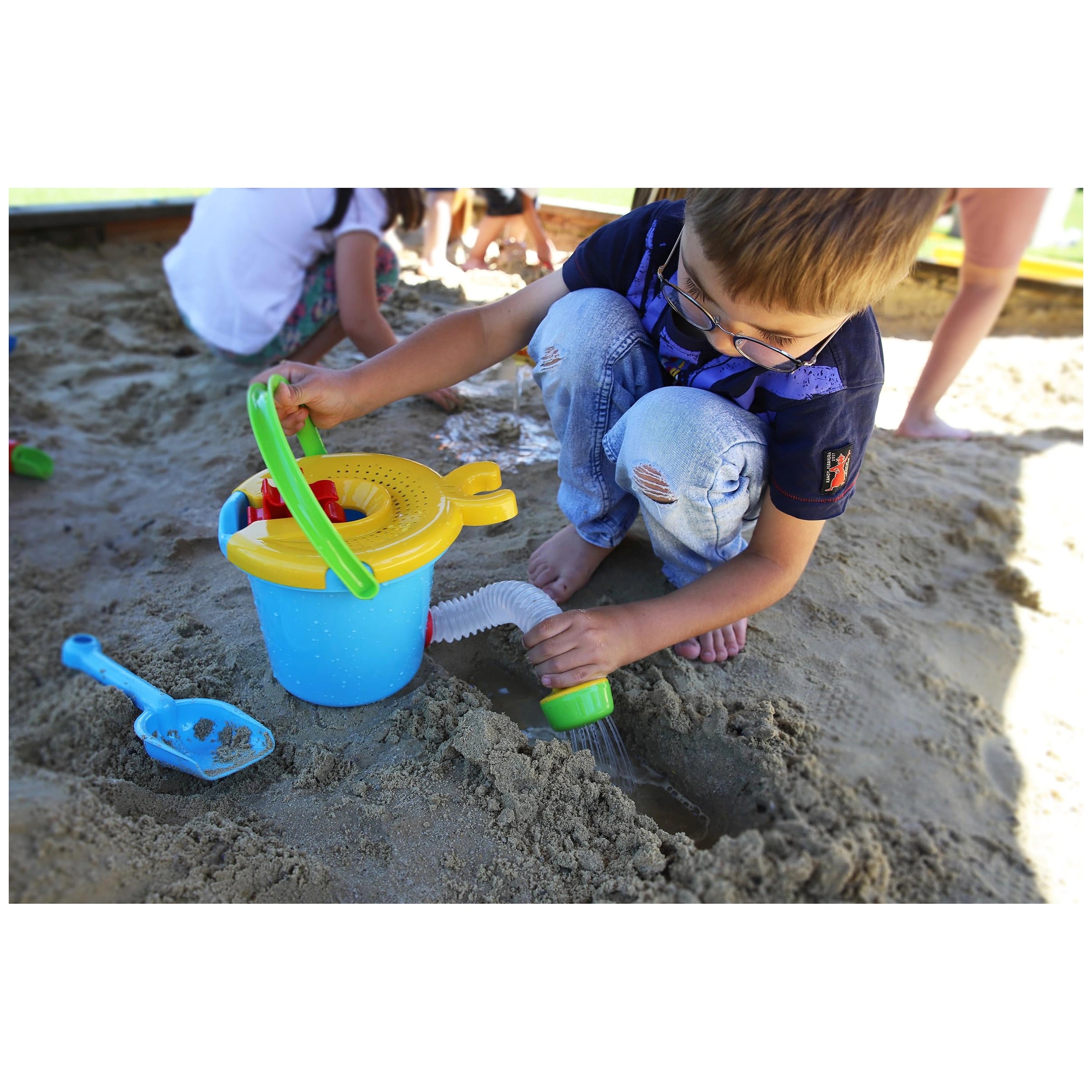 Gowi - Hose Bucket - Beach & Sand Toys