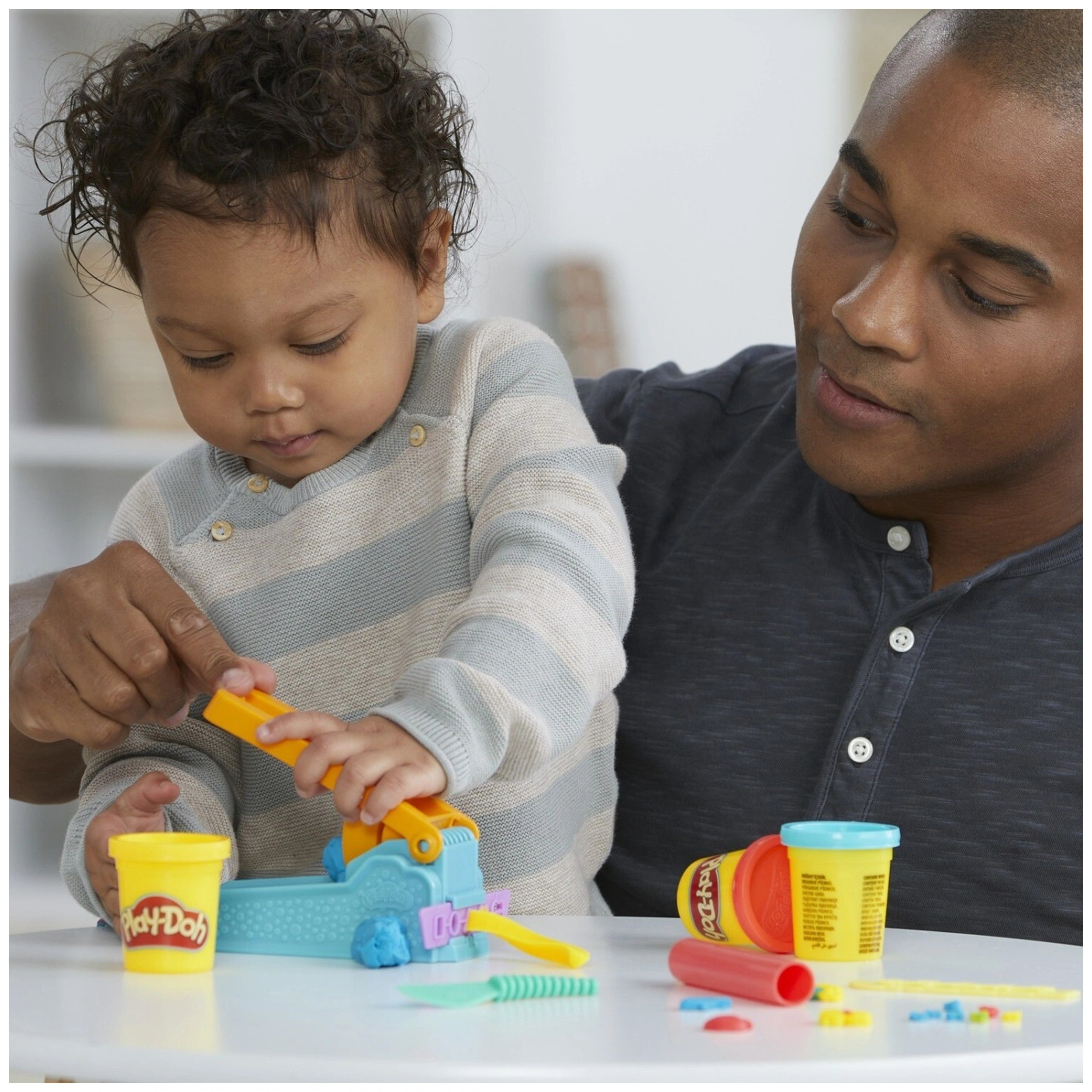 Hasbro - Play-Doh Fun Factory Set de Démarrage - Argile et Pâte à Modeler