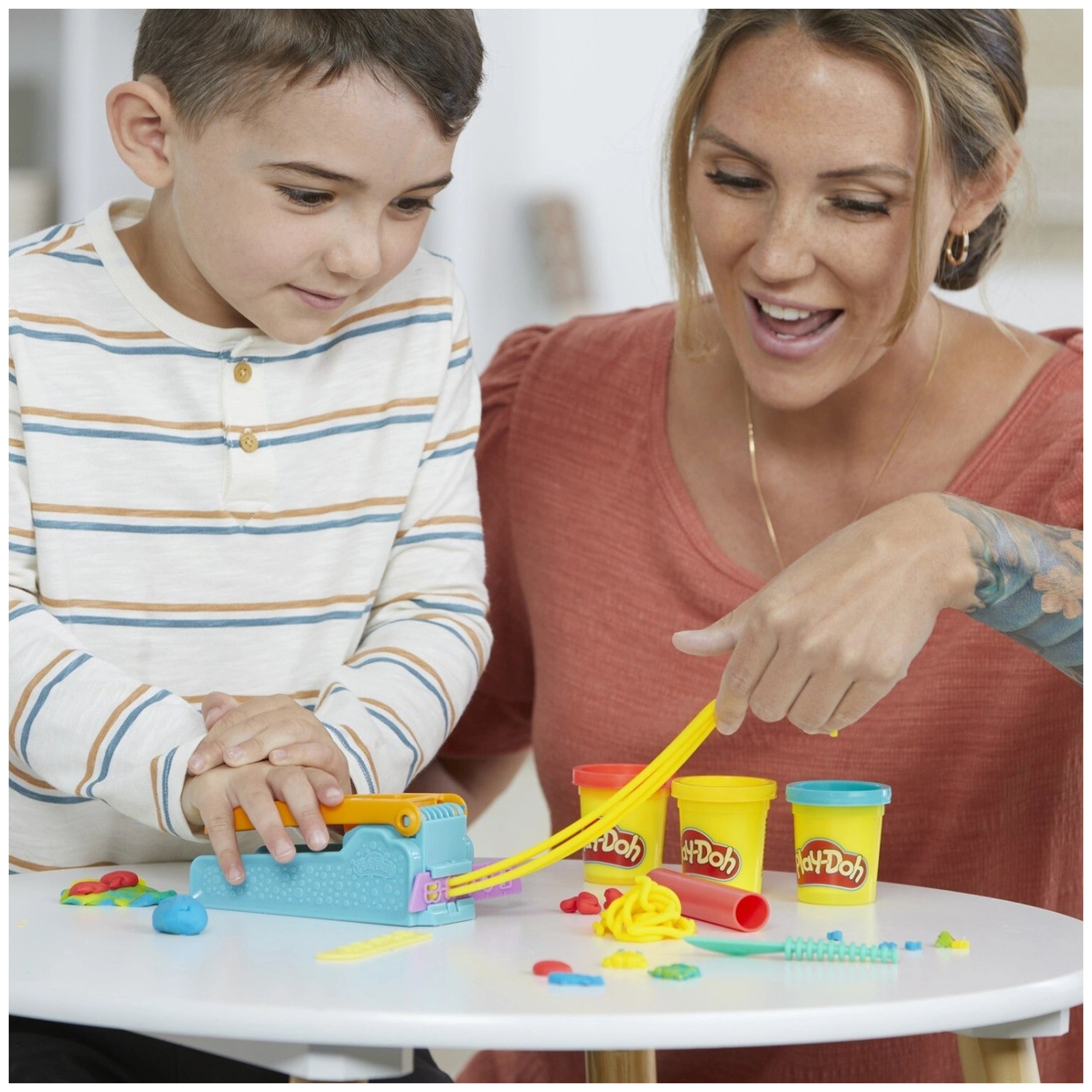 Hasbro - Play-Doh Fun Factory Set de Démarrage - Argile et Pâte à Modeler