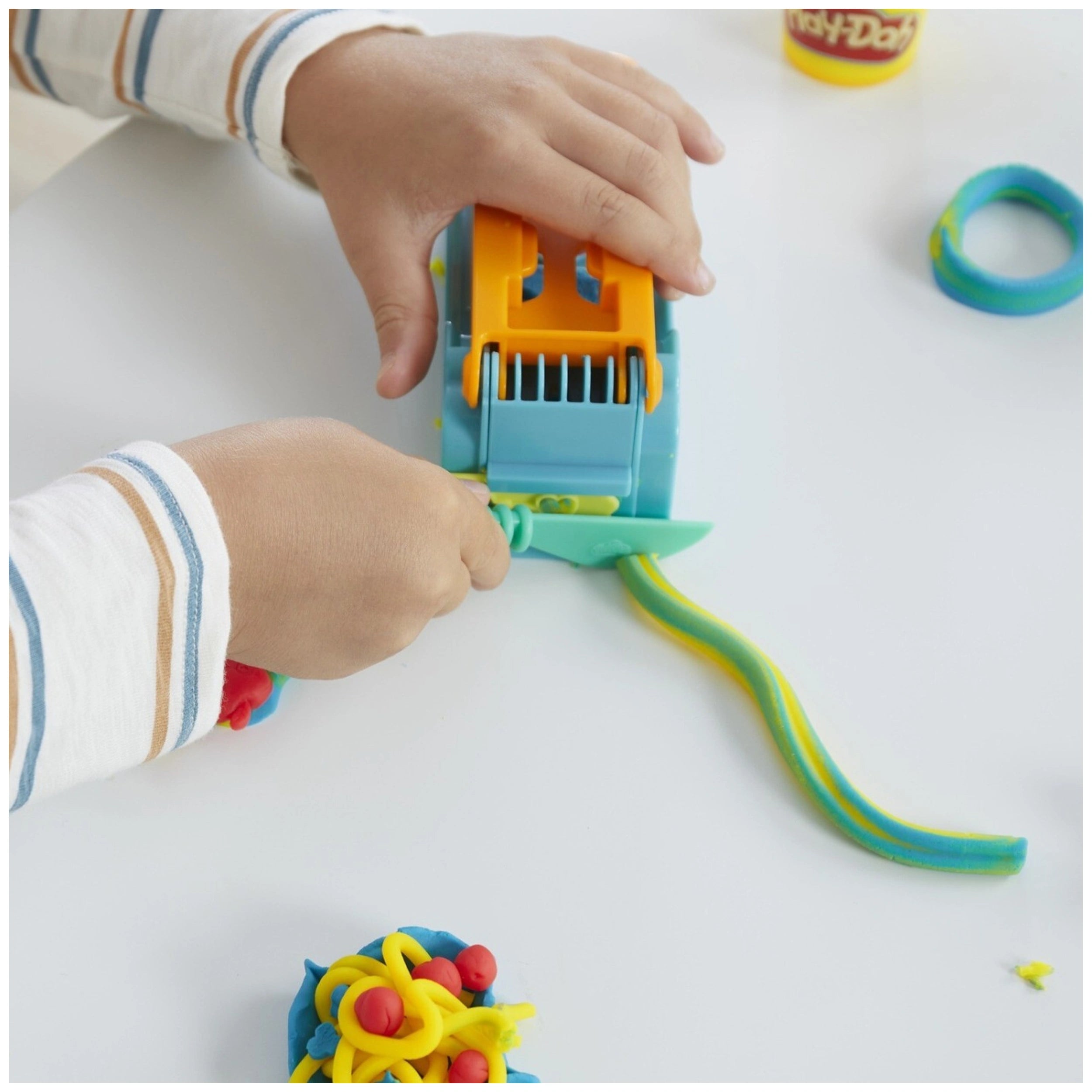 Hasbro - Play-Doh Fun Factory Set de Démarrage - Argile et Pâte à Modeler