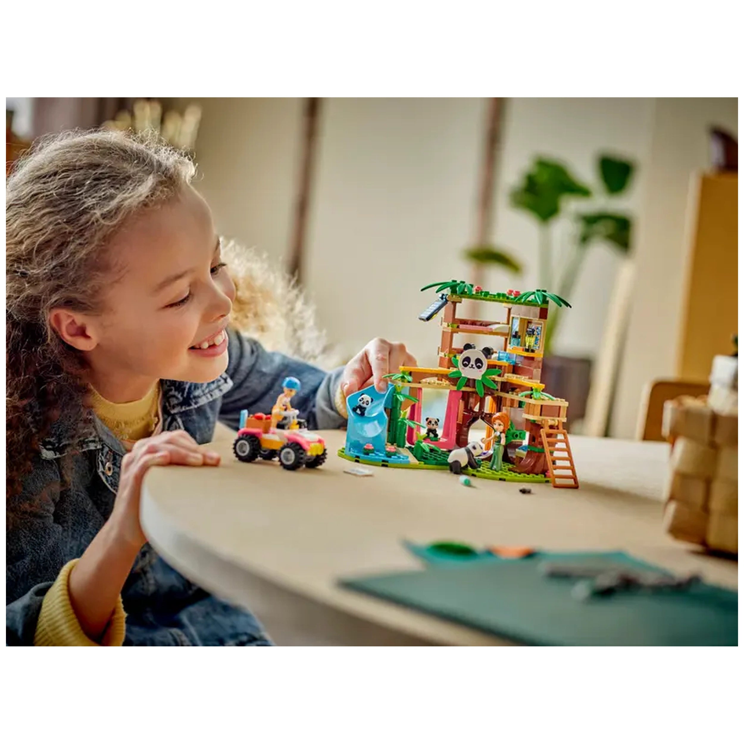 LEGO Friends - Panda Sanctuary Animal Care - Construction Set Toys