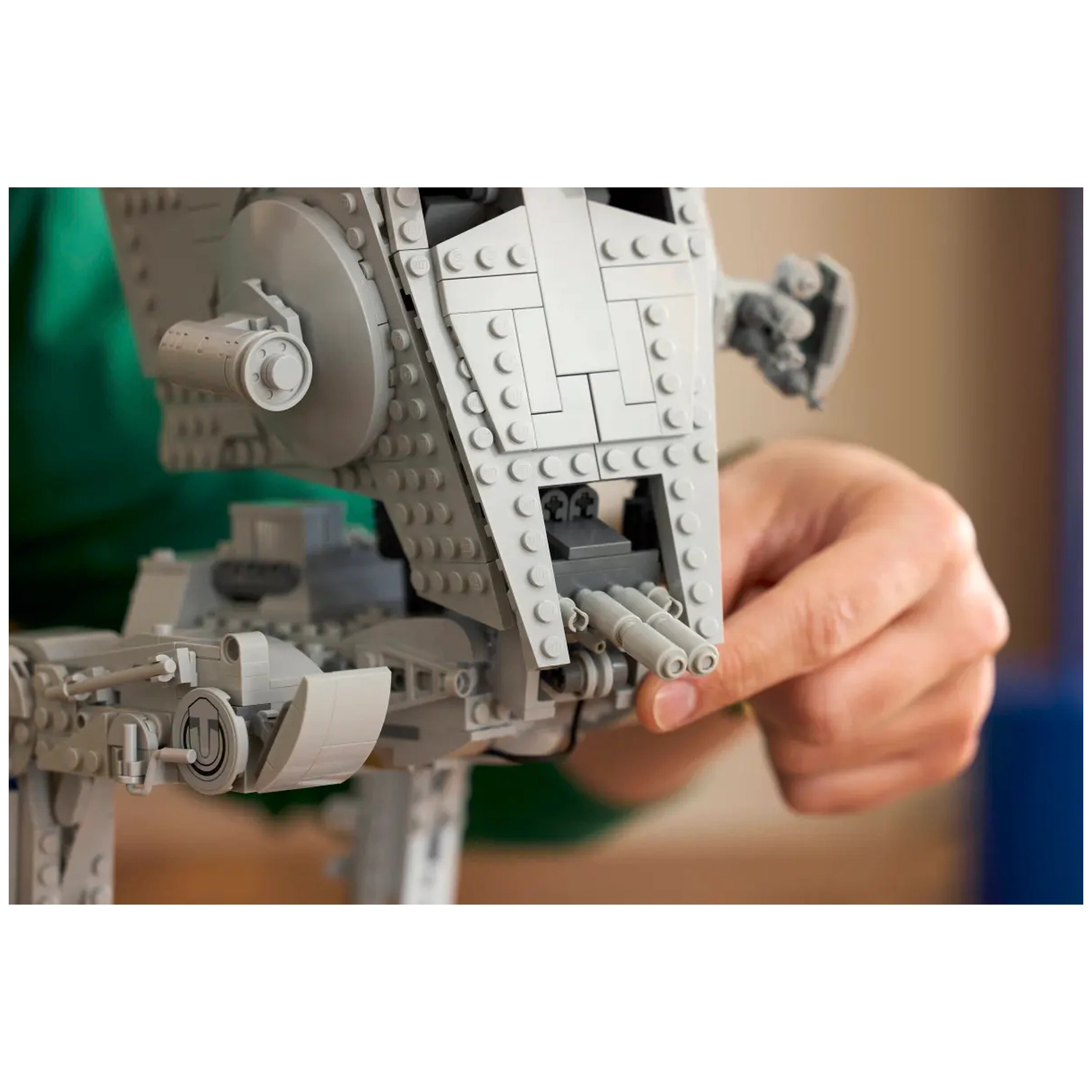 LEGO - Star Wars Ultimate Collector Series AT-ST Walker - Action & Toy Figures