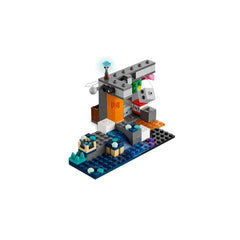 LEGO - The Warden Encounter - Construction Set Toys