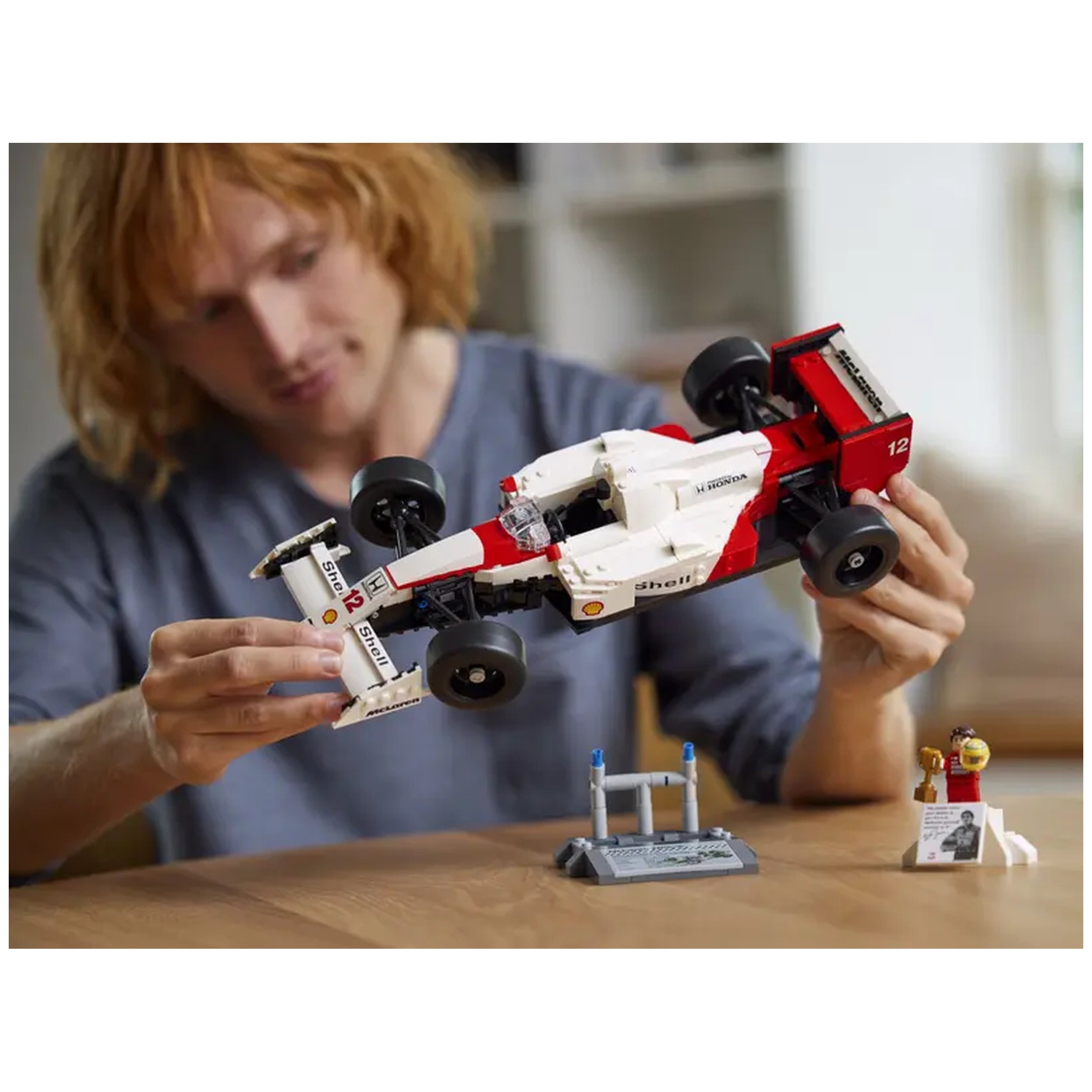 Lego - Icons - McLaren MP4/4 & Ayrton Senna - Construction Set Toys