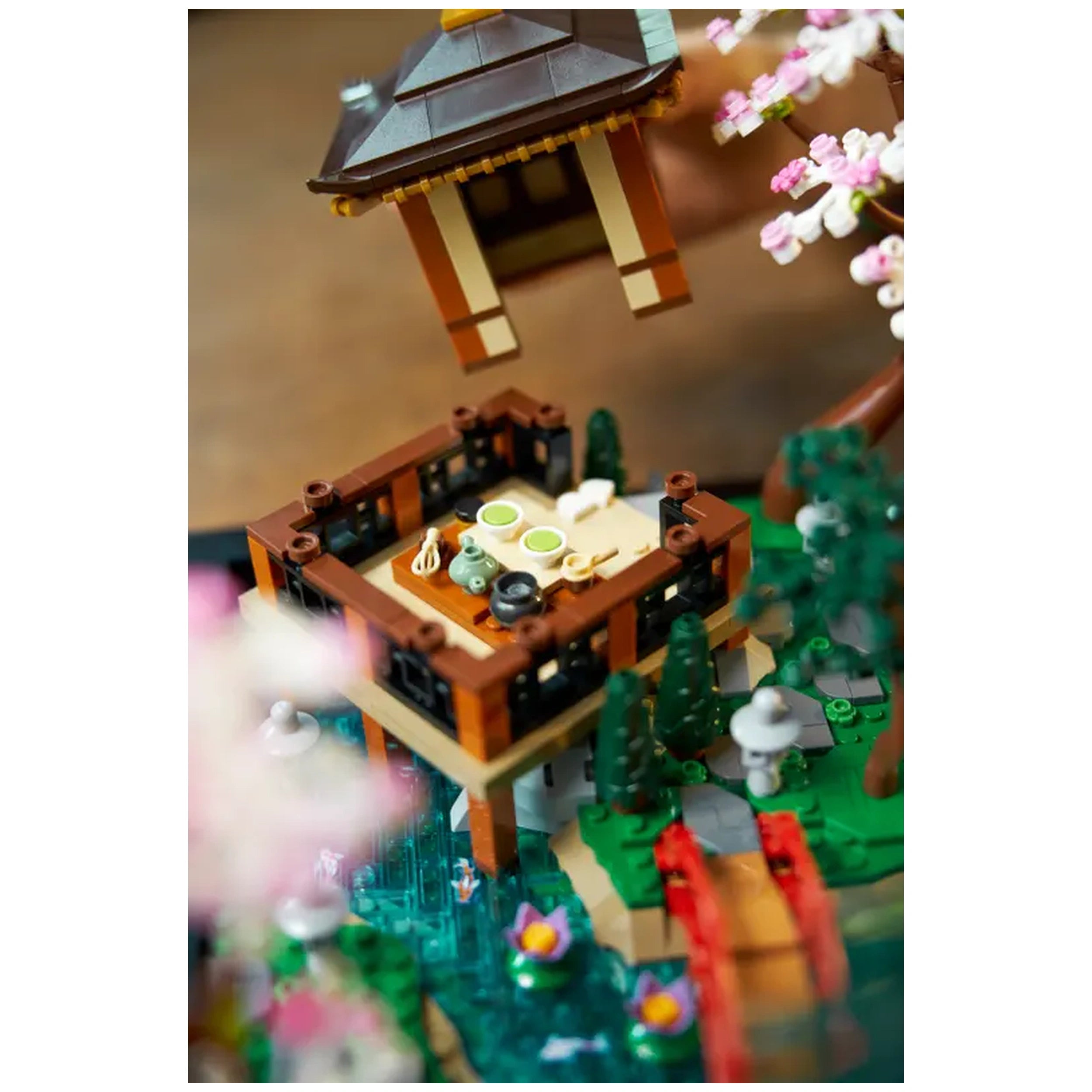 Lego - Icons - Tranquil Garden - Construction Set Toys