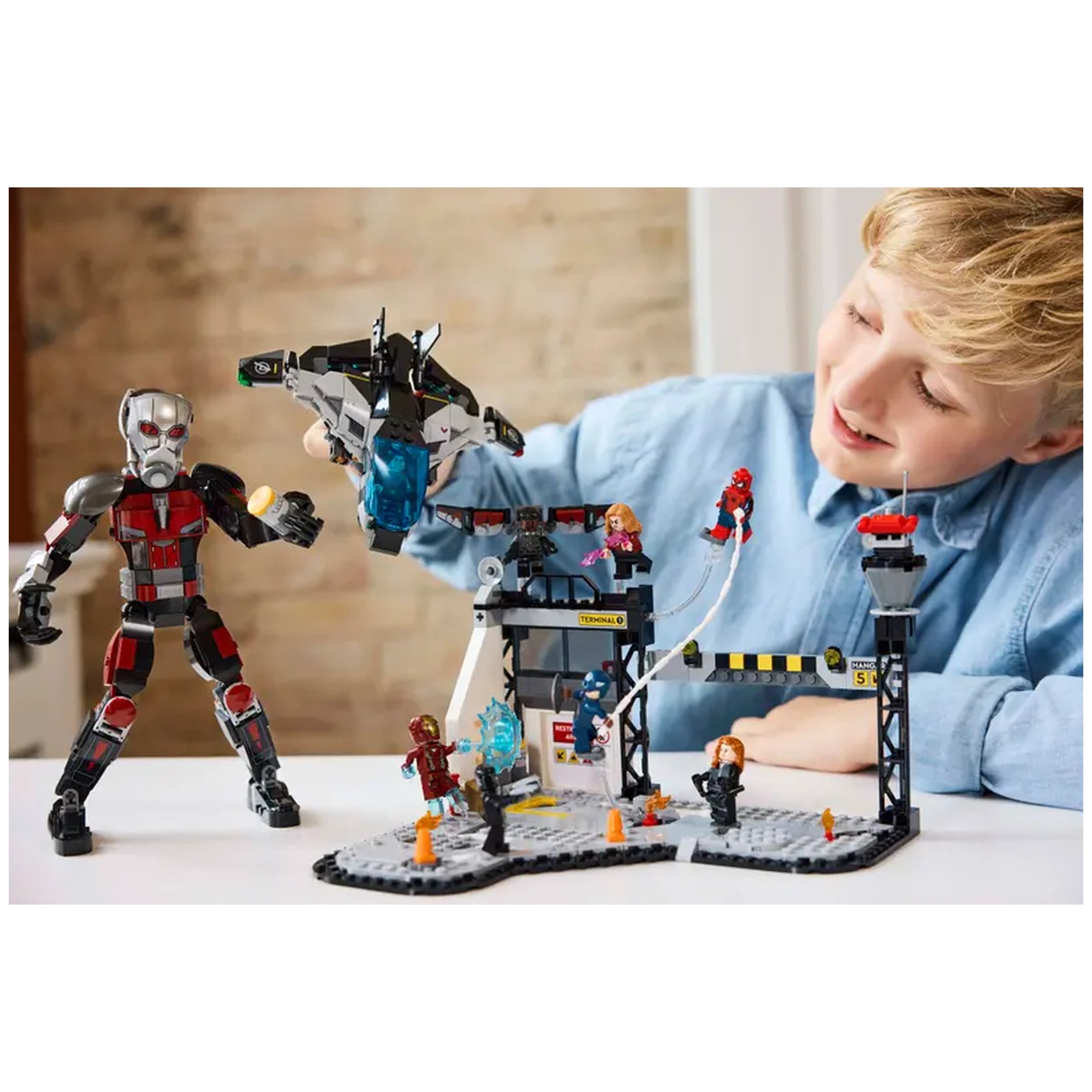 Lego - Marvel Super Heroes - Captain America: Civil War Action Battle - Construction Set Toys