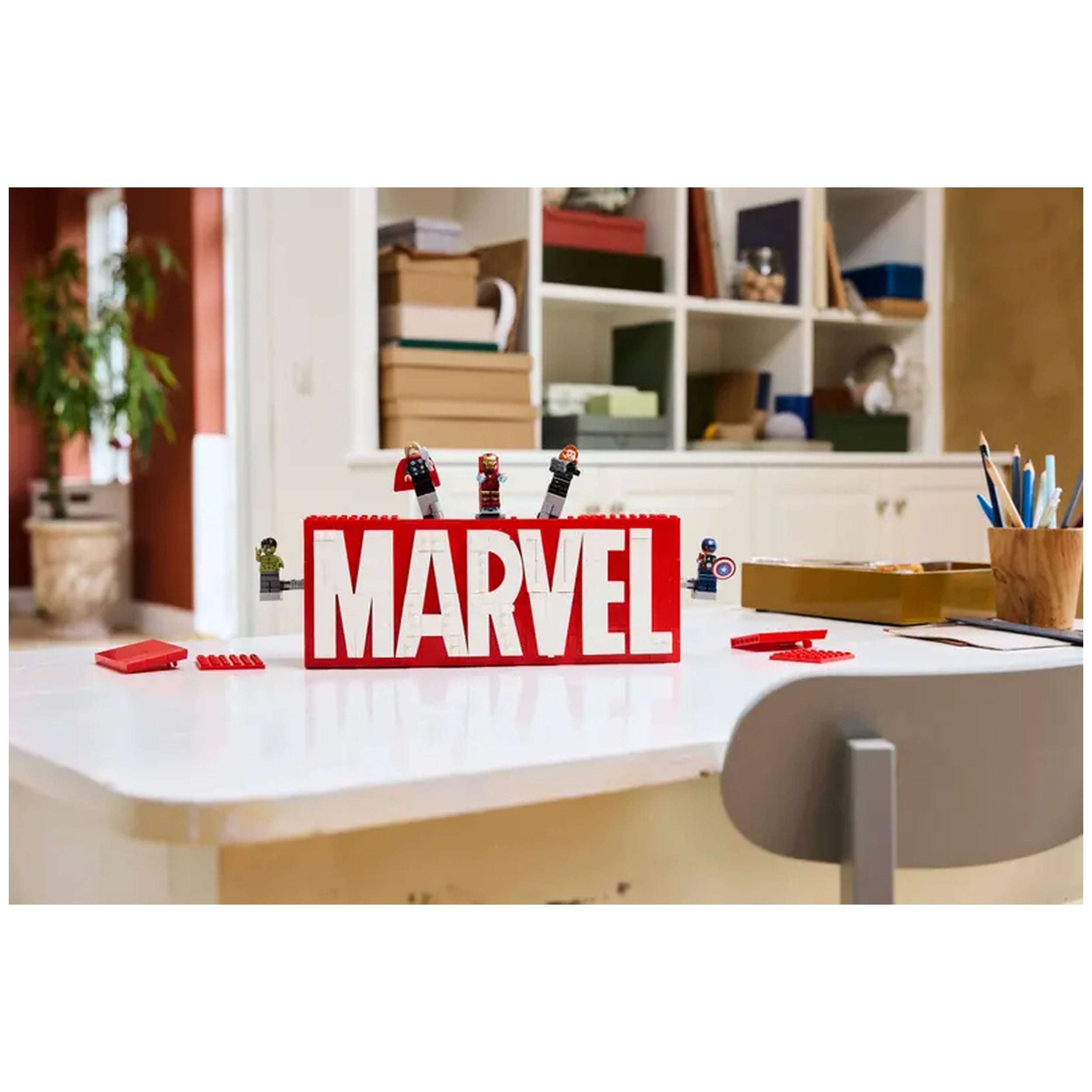 Lego - Marvel Super Heroes - MARVEL Logo - Construction Set Toys