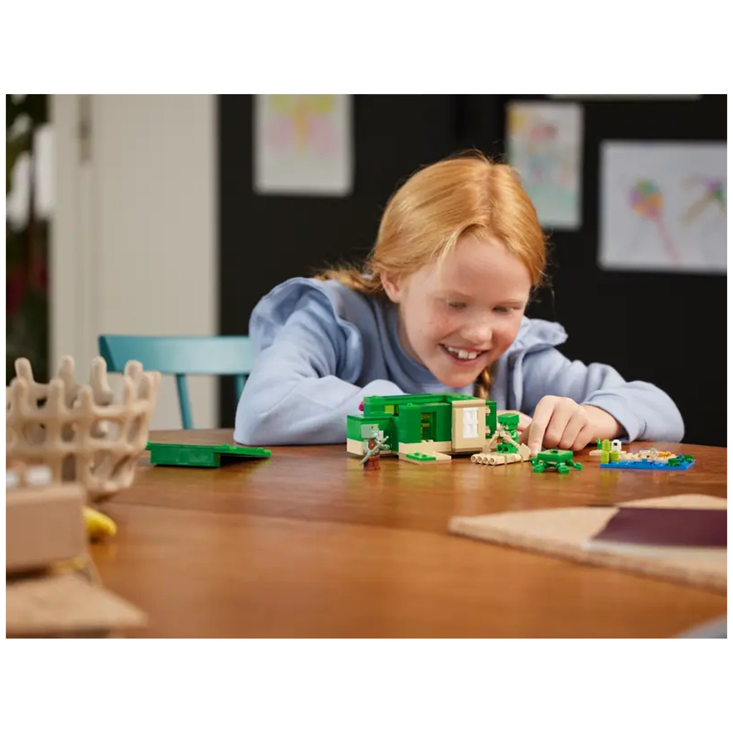 Lego - Minecraft - The Turtle Beach House - Construction Set Toys
