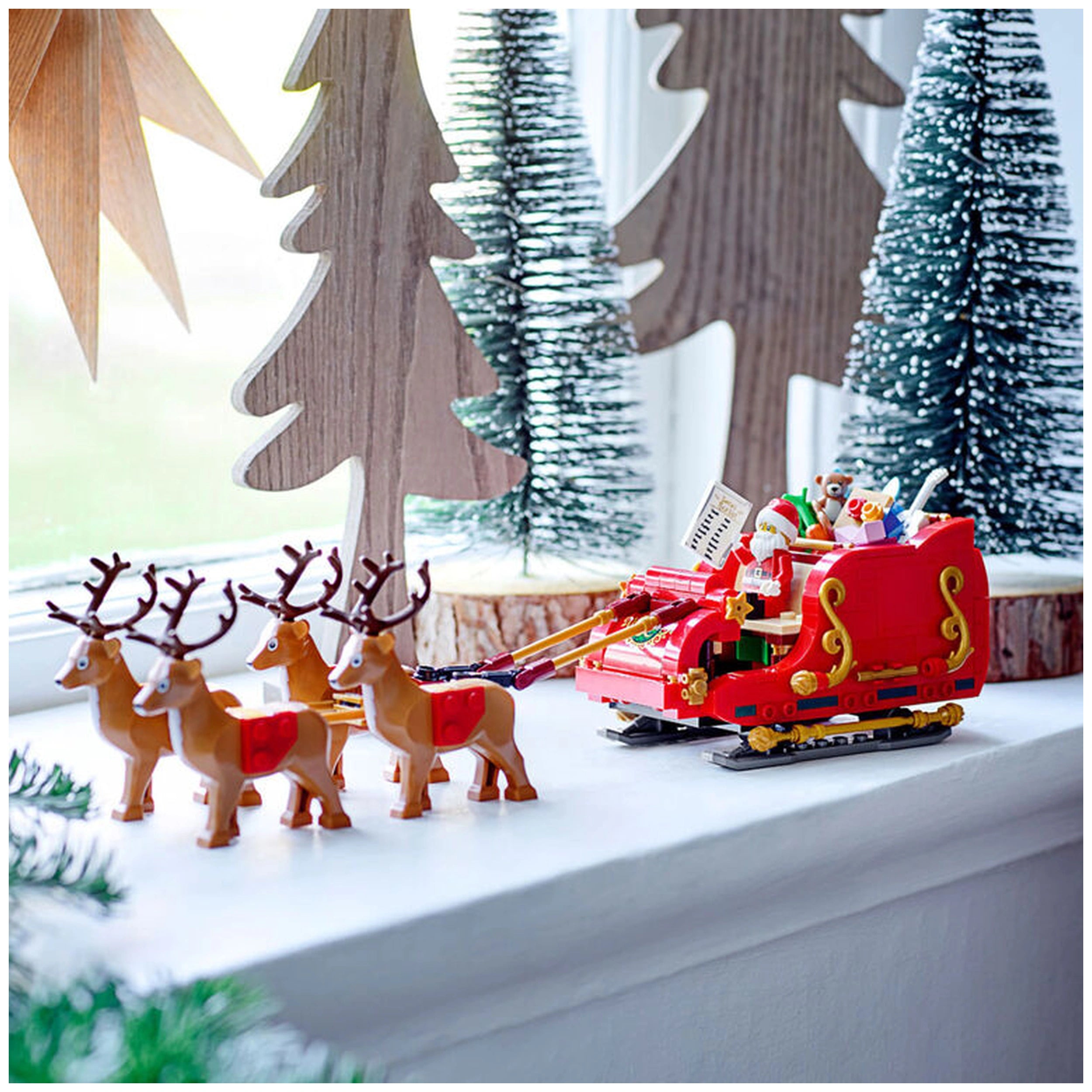 Lego - Seasonal Collection - Santa's Sleigh - Construction Set Toys