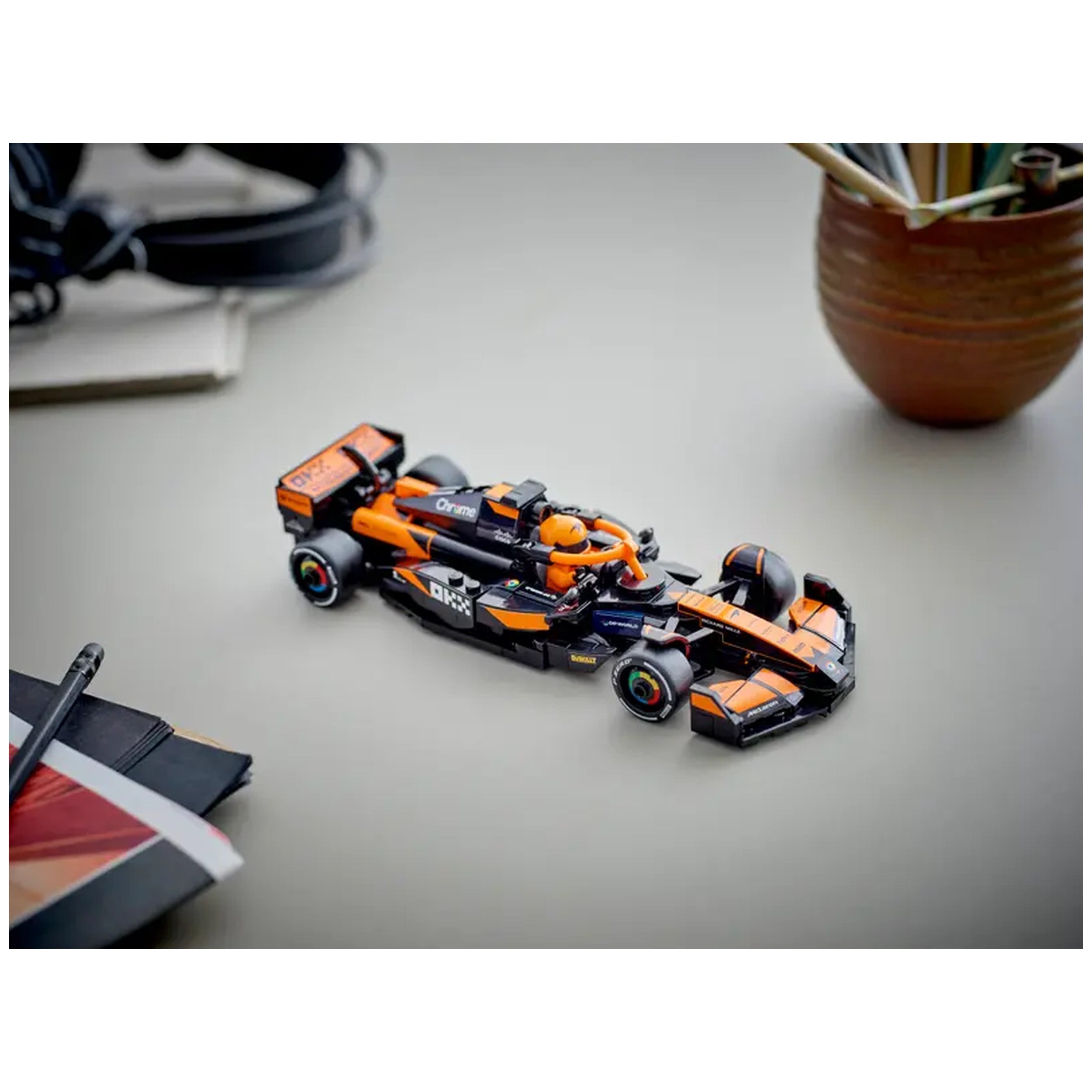 Lego - Speed Champions - McLaren MCL38 F1 Team Voiture de Course - Ensemble de Construction Jouets