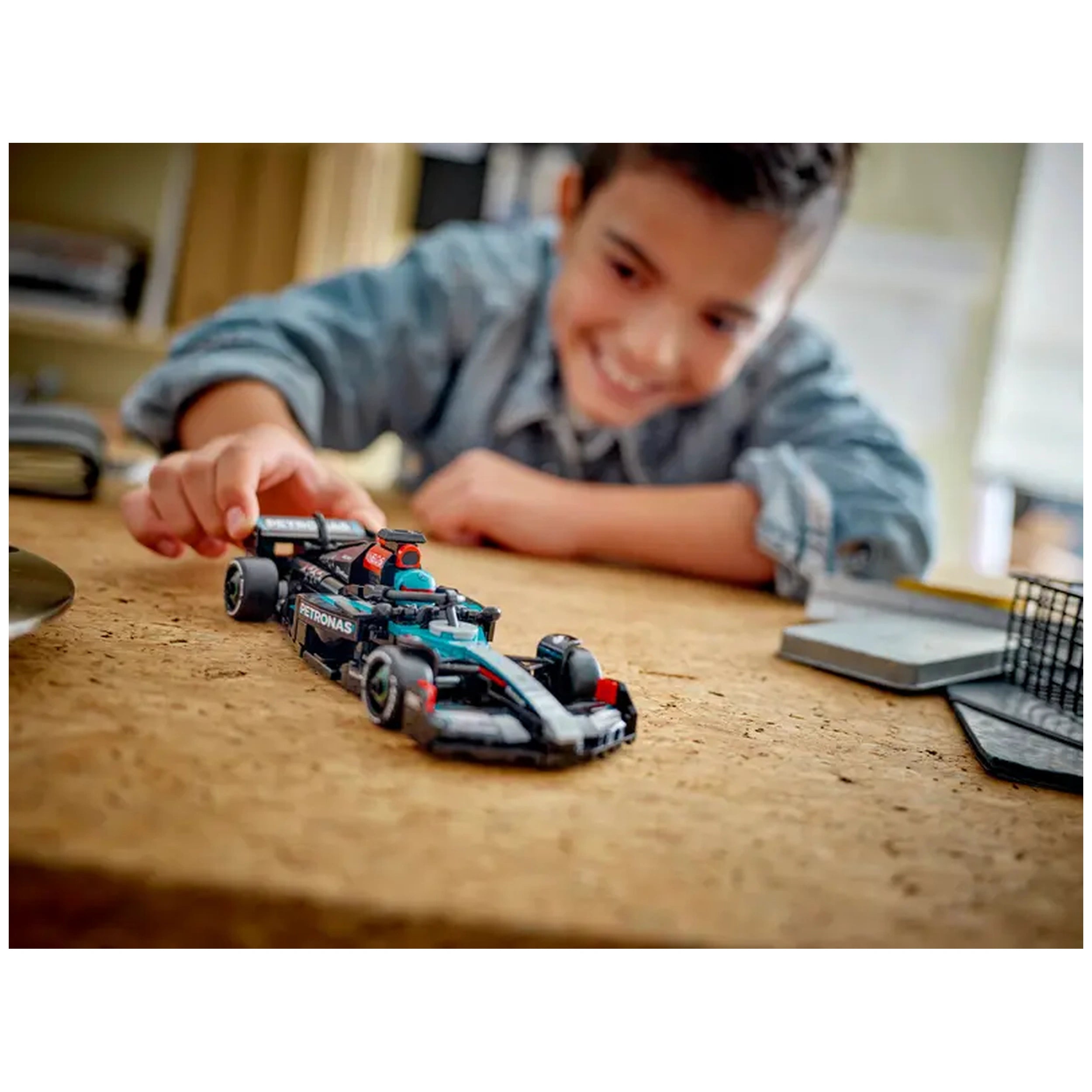 Lego - Speed Champions - Mercedes-AMG PETRONAS W15 F1 Race Car - Construction Set Toys