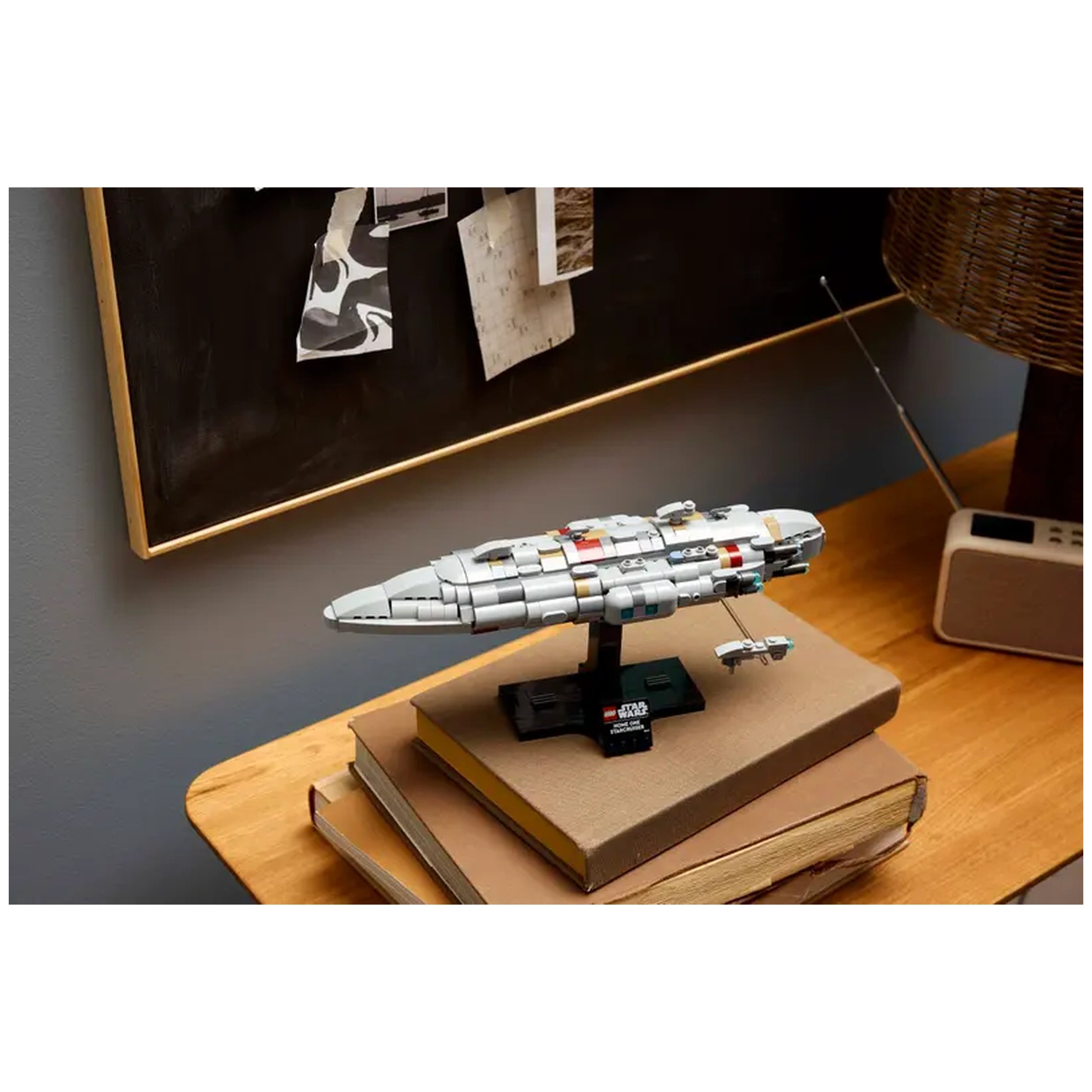 Lego - Star Wars - Home One Starcruiser - Construction Set Toys
