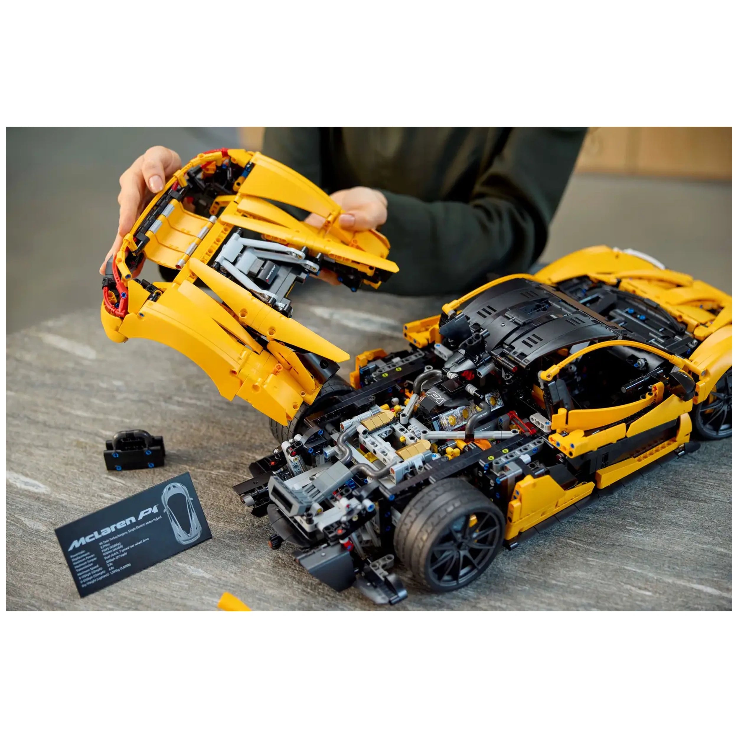 Lego - Technic - McLaren P1 - Construction Set Toys
