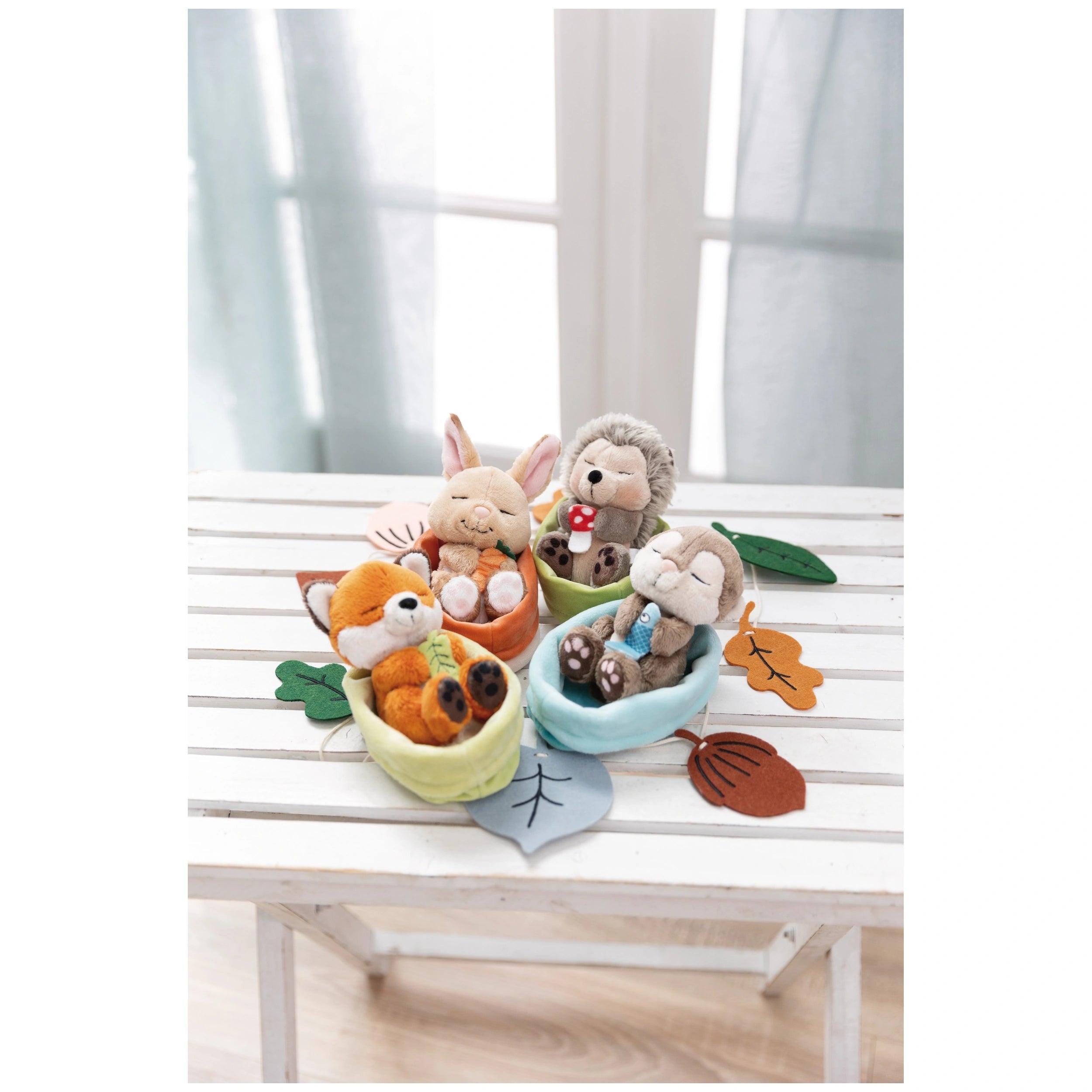 NICI - Animaux en peluche - Lapin dans un panier pêche