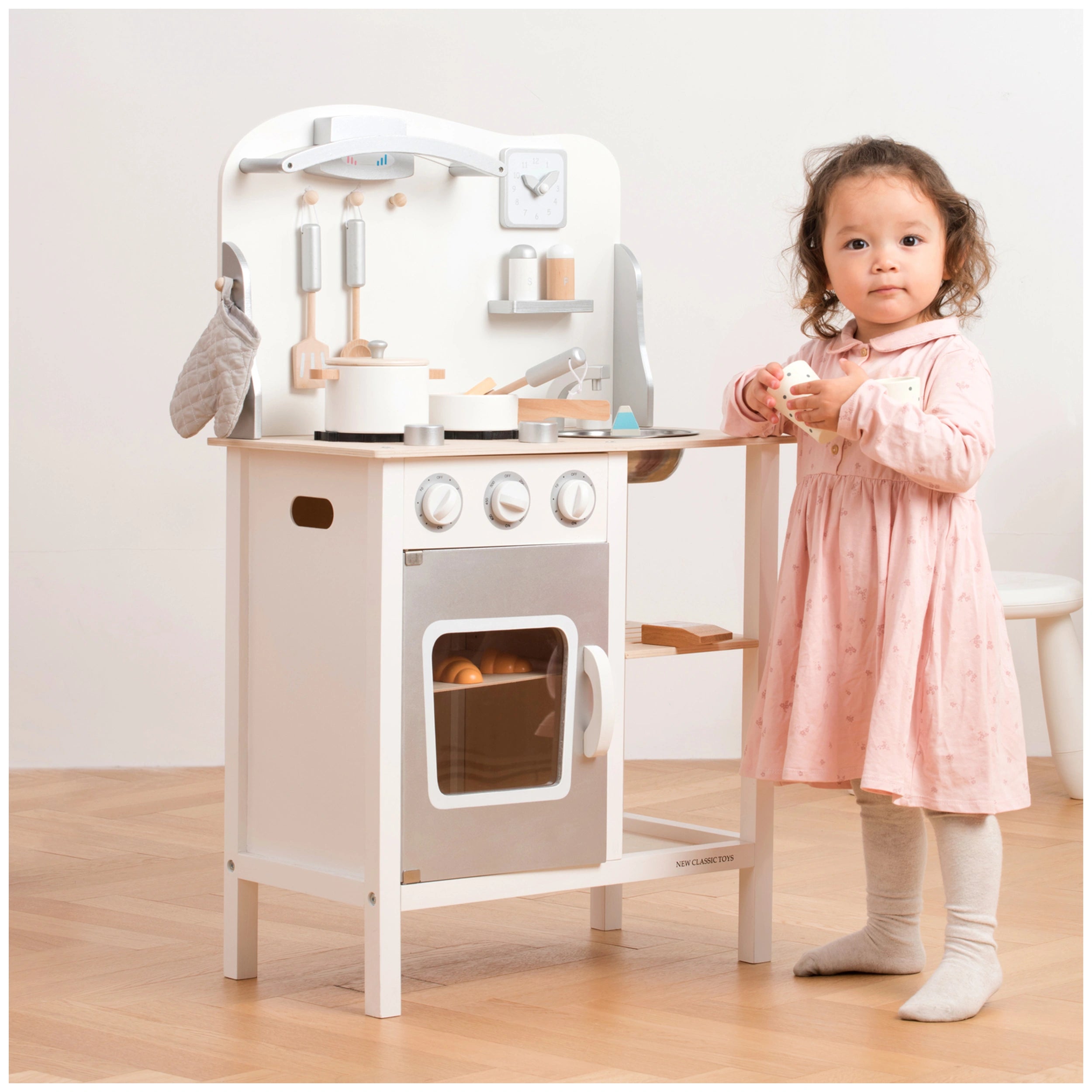 New Classic Toys - Kitchenette - White - Pretend Professions & Role Playing