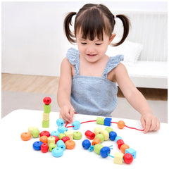 New Classic Toys - Perles à enfiler en bois dans une boîte - 96 perles - Loisirs créatifs