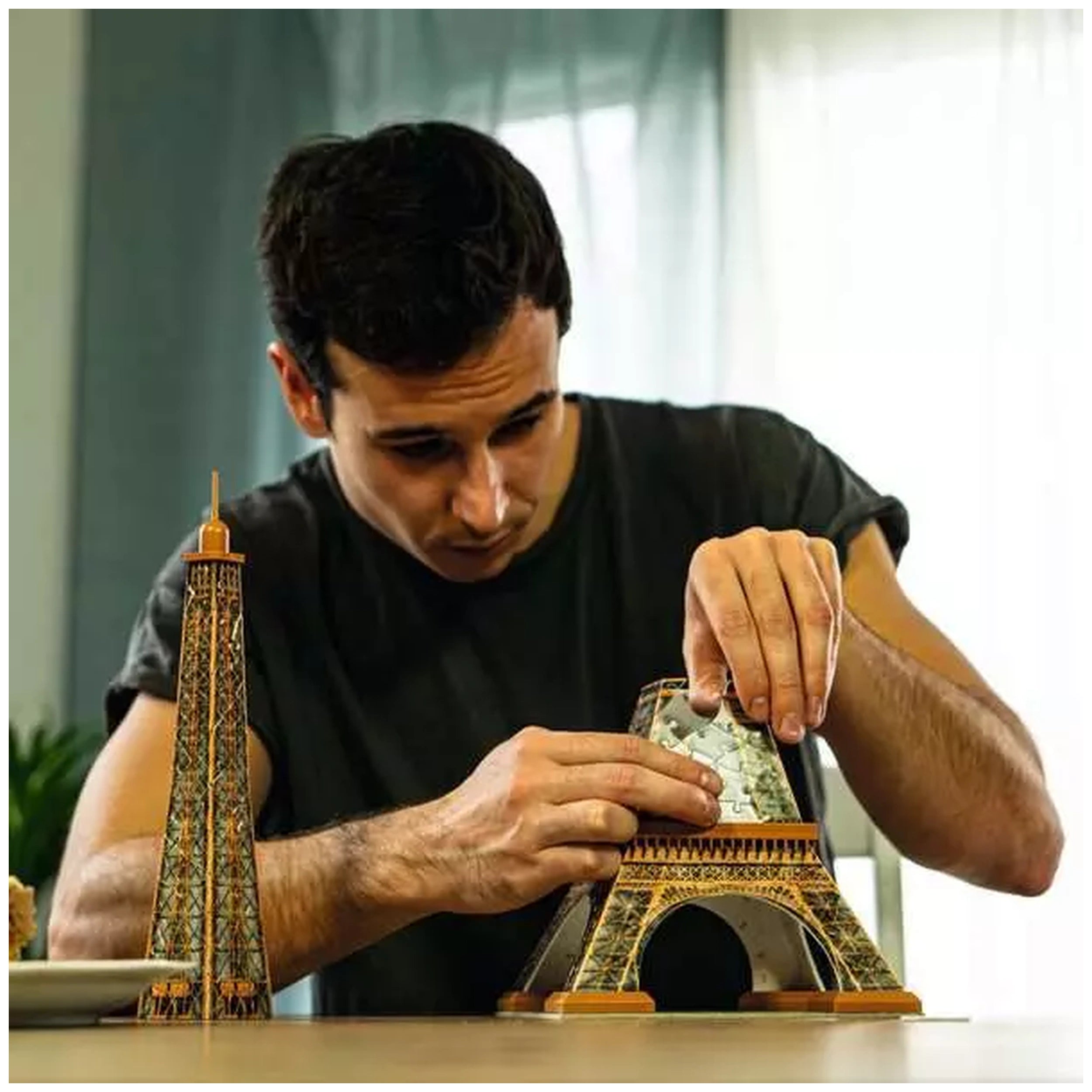 Ravensburger - Tour Eiffel - 216 Pièces - Puzzles 3D