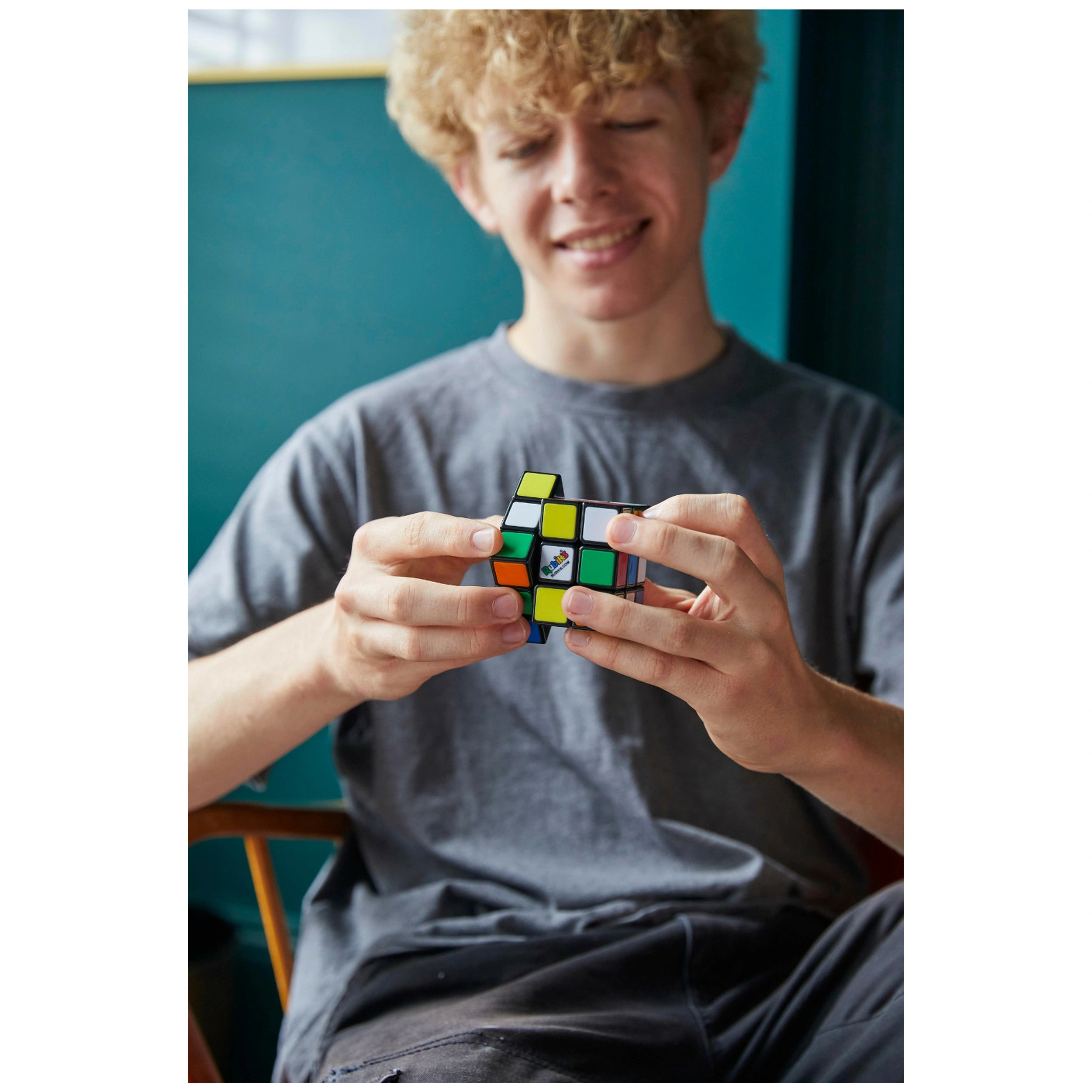 Rubik's Cube Classic 3x3 - Puzzles
