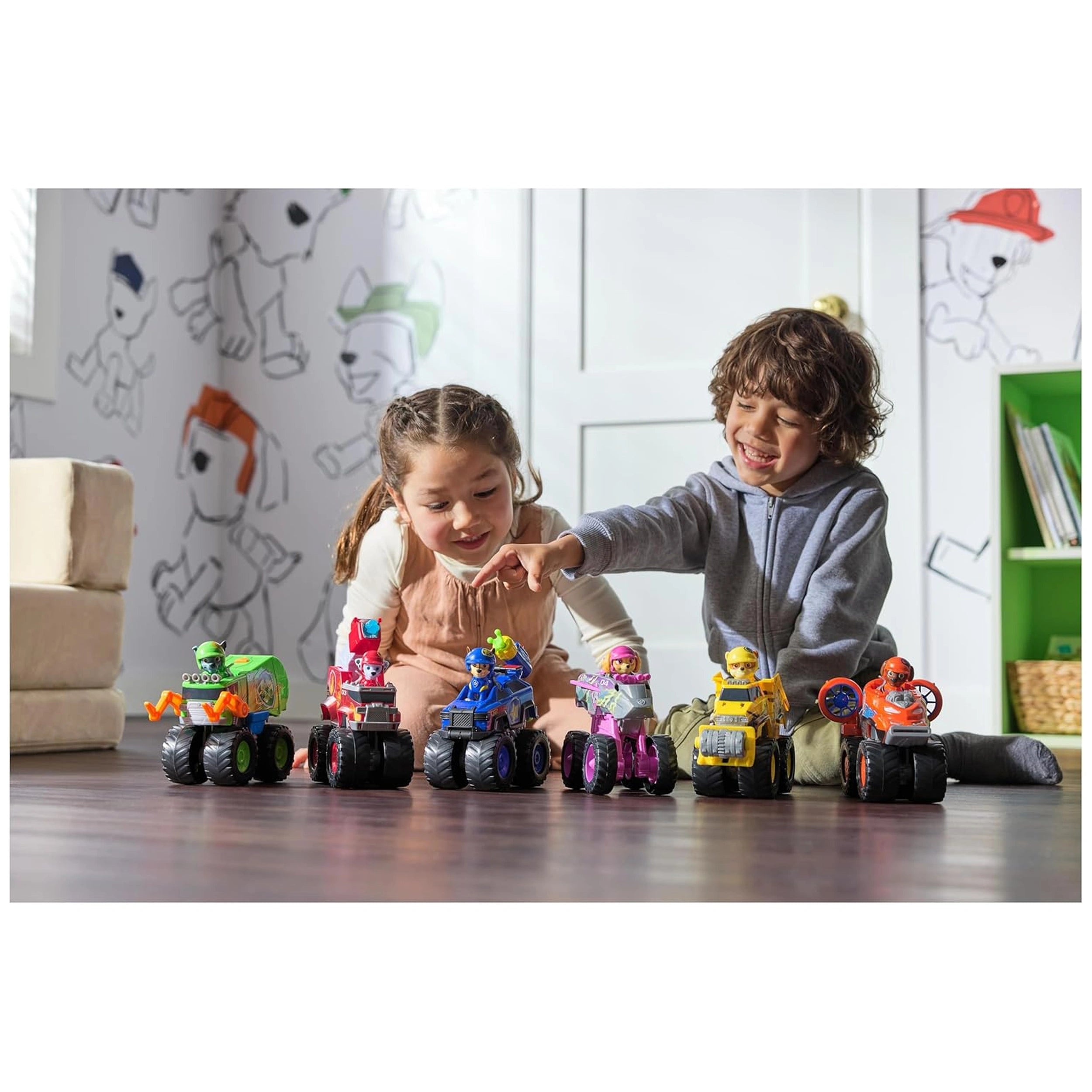 Spin Master - Paw Patrol - Chase Rescuse Wheels Cruiser with action figure and play vehicle