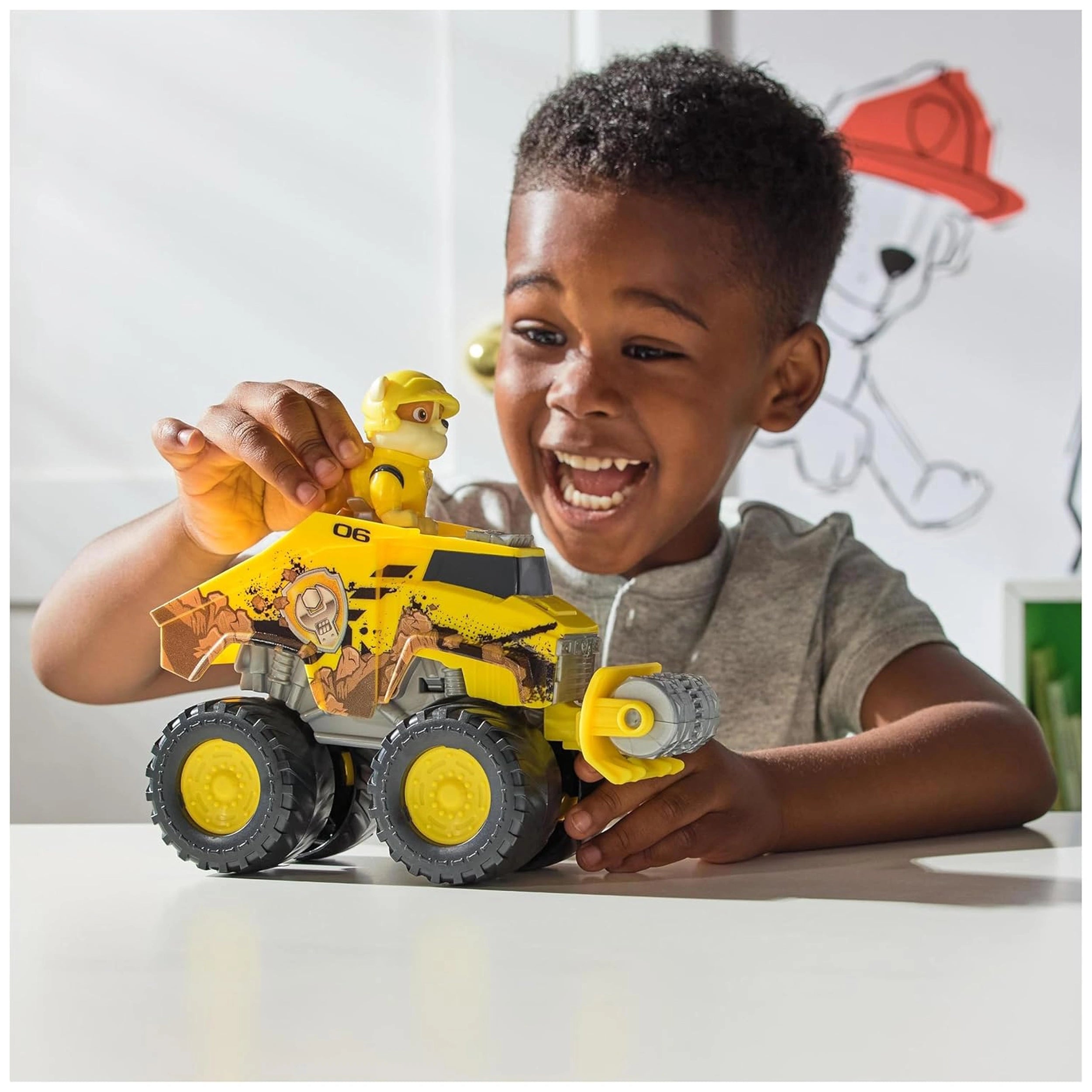 Spin Master - Paw Patrol - Rubble Rescuse Wheels Bulldozer with action figure and play vehicle