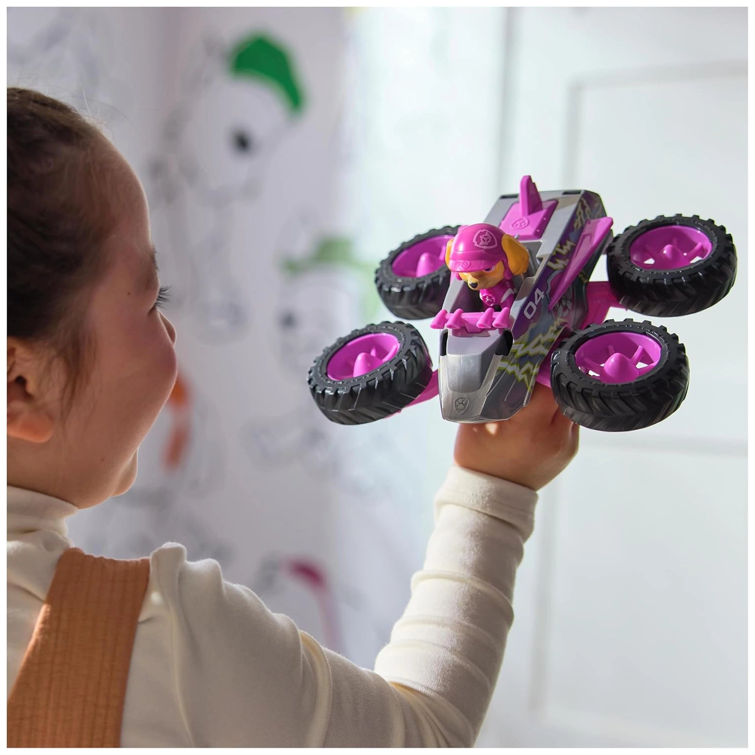 Spin Master - Paw Patrol - Sky Rescuse Wheels Jet with action figure and play vehicle