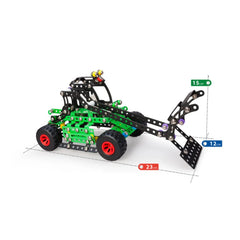 Green and black toy crane with red wheels from Alexander's Maly Constructor Pro Manta set, measuring 23cm x 12cm x 15cm.