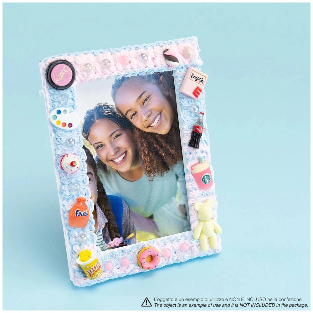 Momomi Decoden Kawaii Artist Creamy Phone Cover Starter Pack features pink and white cupcakes on a blue background with two s